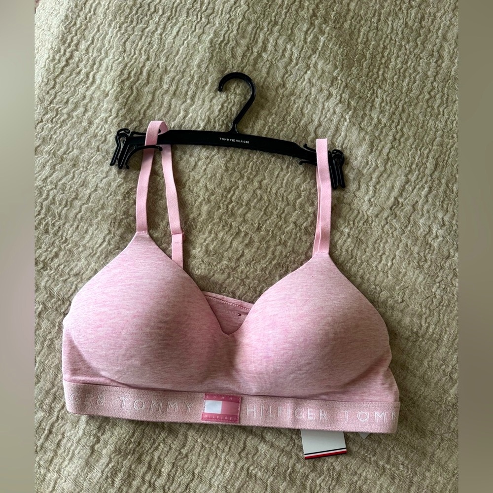 Tommy Hilfiger Light Pink Wireless Molded Comfort Bra